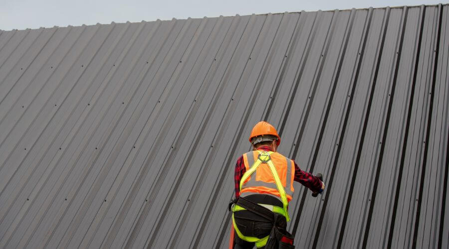 Professional metal roof installation services in Gasquet, CA